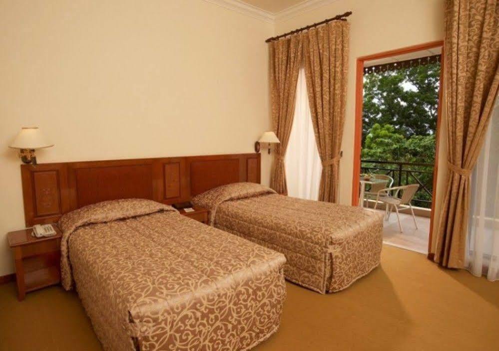 Hotel Felda Residence Tekam , Ppp Tun Razak Kampong Sungai Batu Exterior photo
